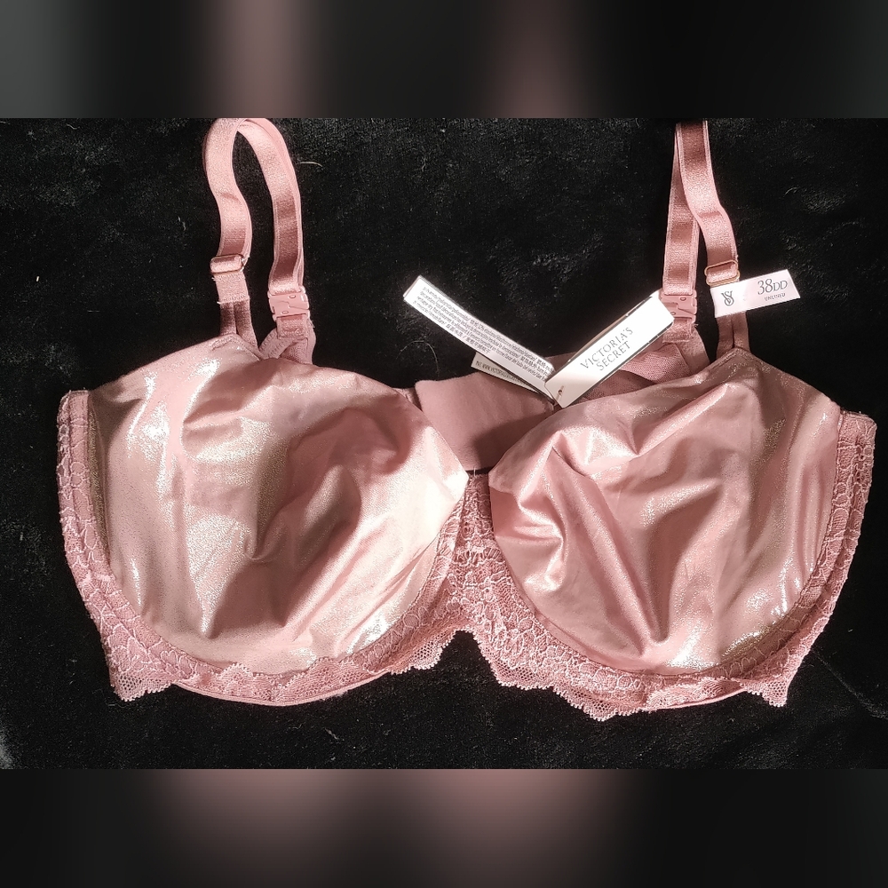 NWT Victoria's Secret Rose Gold Shimmer Bra Size: 38 DD